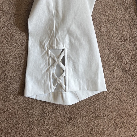 Brand New Kim Rogers White Capri Pants - Picture 2 of 7
